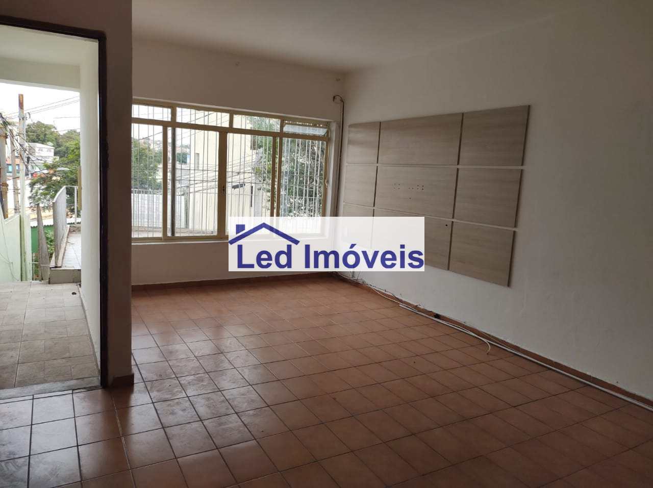 Casa à venda com 2 quartos, 180m² - Foto 6