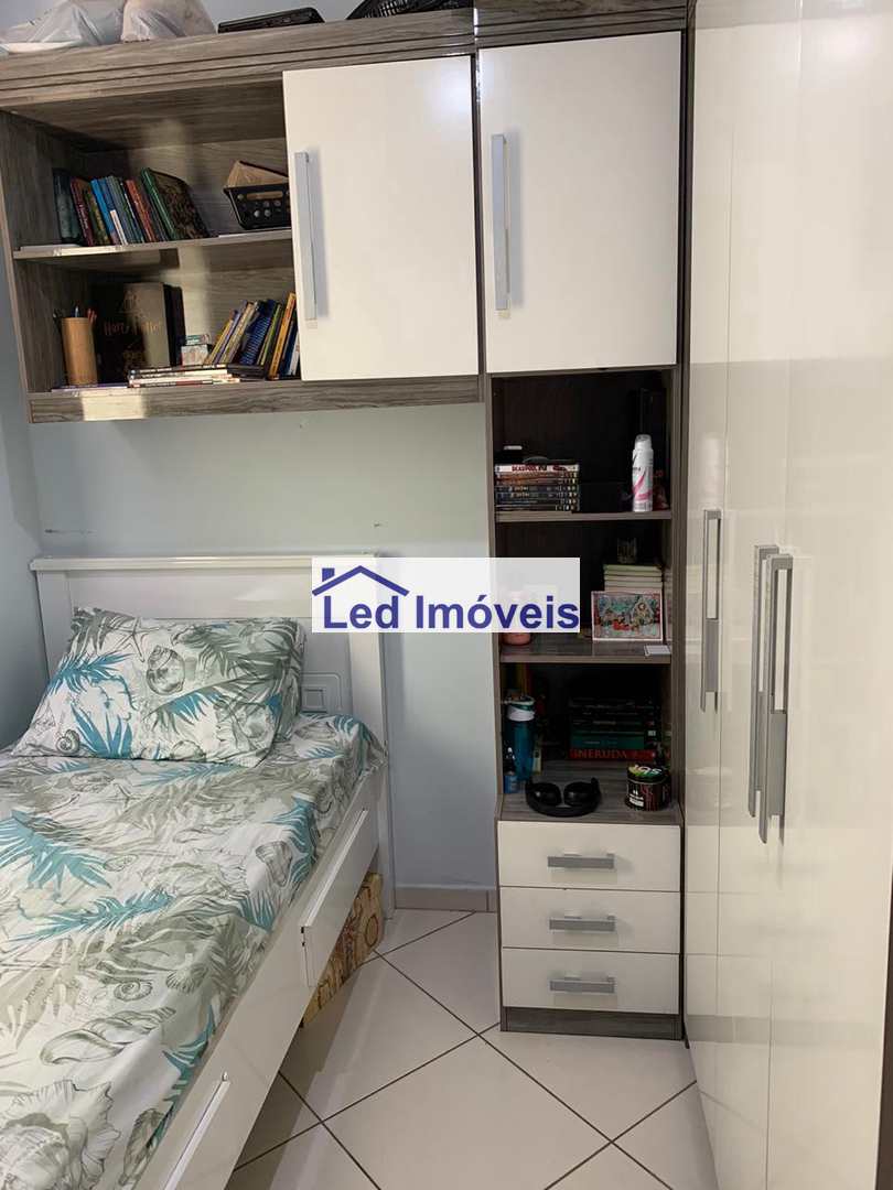 Casa à venda com 3 quartos, 130m² - Foto 14