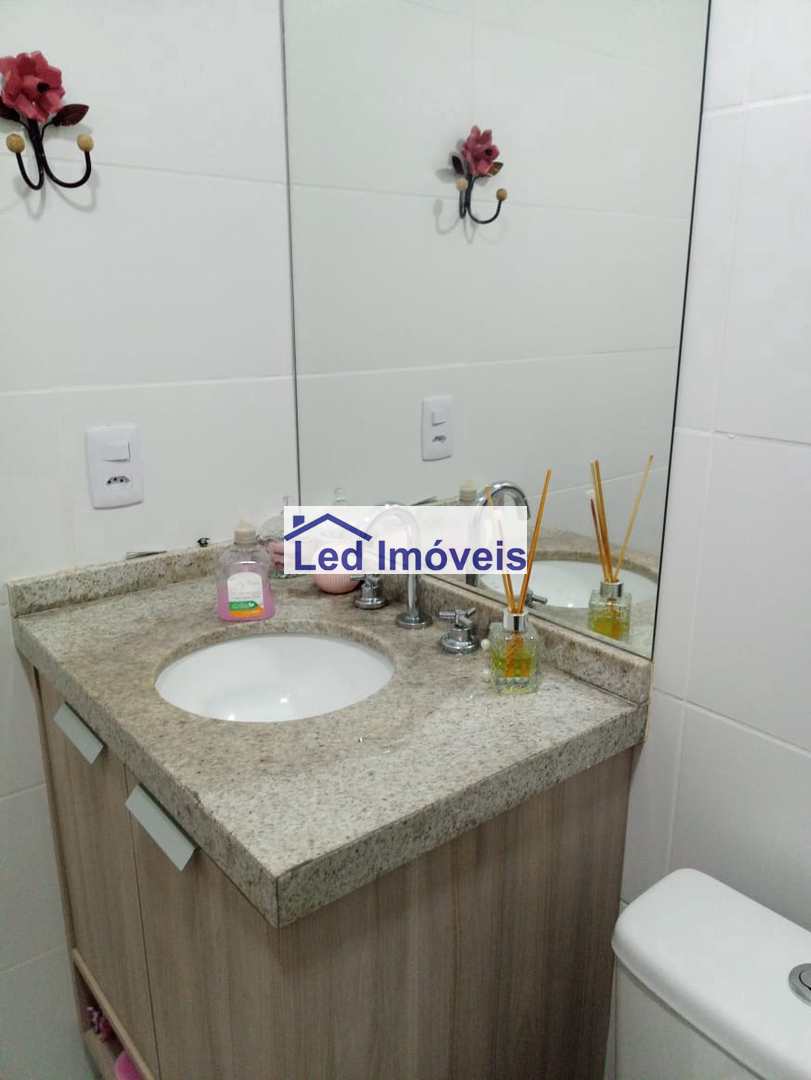 Apartamento à venda com 2 quartos, 58m² - Foto 7