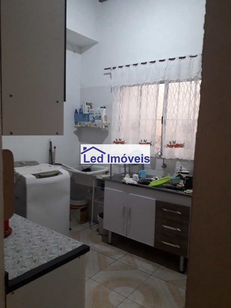 Sobrado à venda com 2 quartos, 206m² - Foto 10