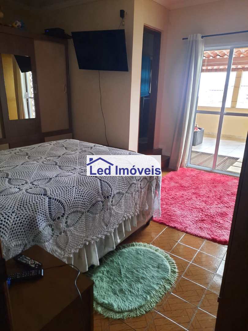 Sobrado à venda com 2 quartos, 206m² - Foto 23