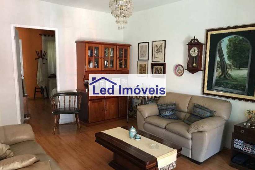 Sobrado à venda com 4 quartos, 160m² - Foto 2