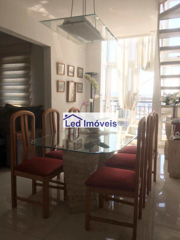 Apartamento à venda com 2 quartos, 106m² - Foto 5