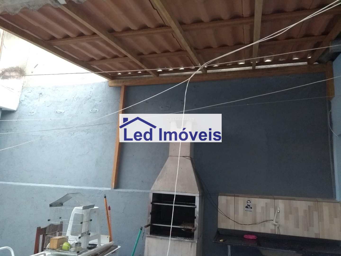 Casa à venda com 3 quartos, 200m² - Foto 16