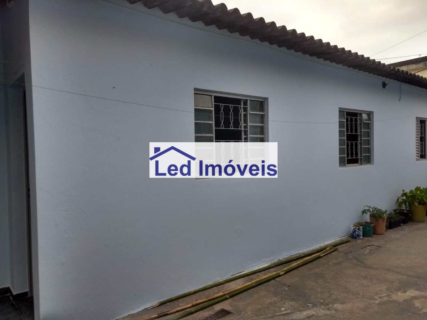 Casa à venda com 3 quartos, 200m² - Foto 3