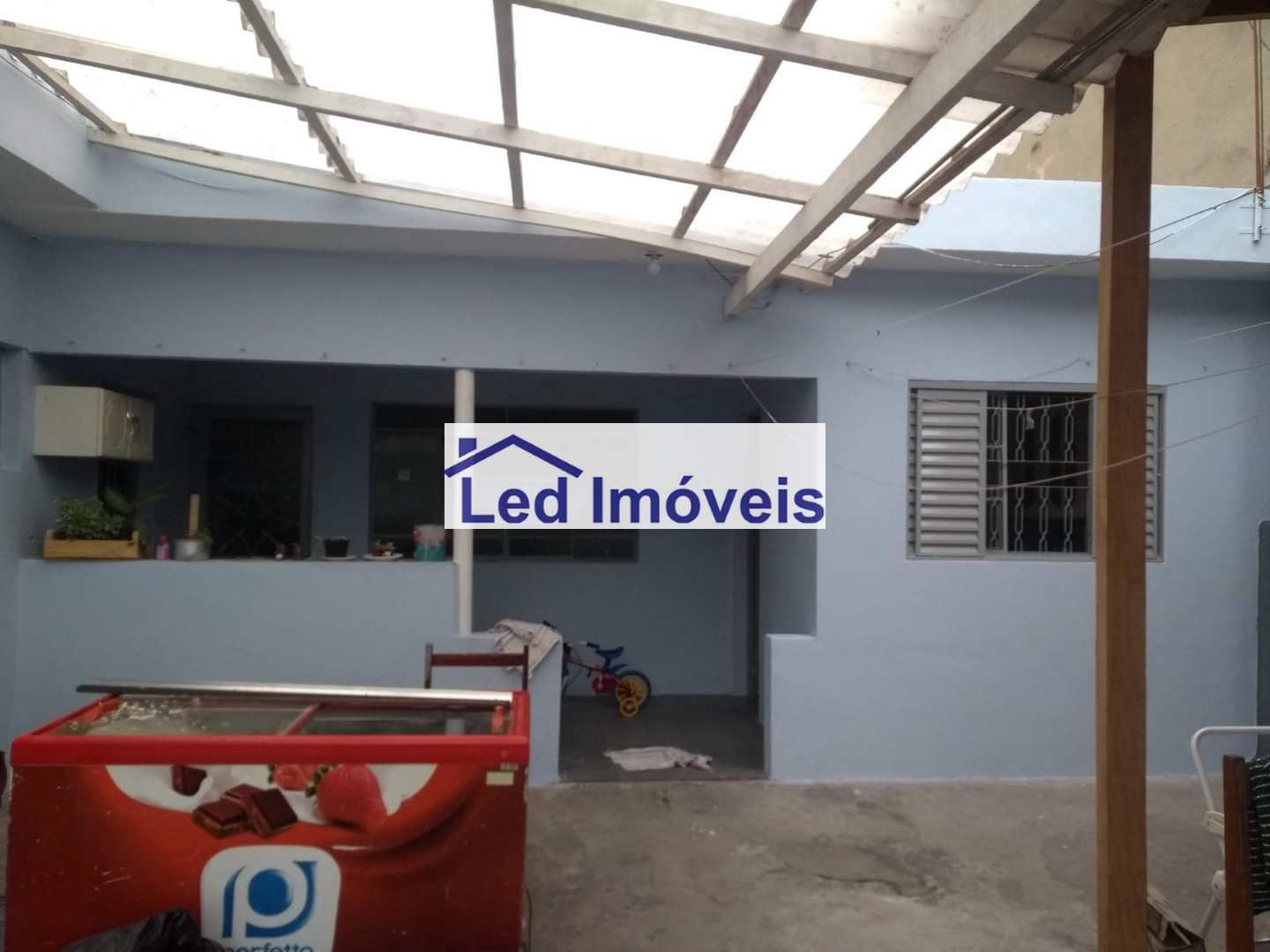 Casa à venda com 3 quartos, 200m² - Foto 4