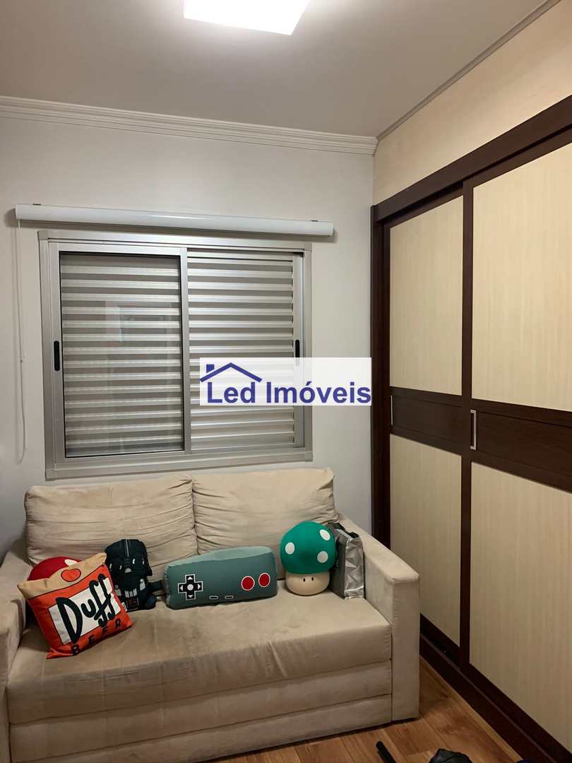 Apartamento à venda com 2 quartos, 61m² - Foto 13