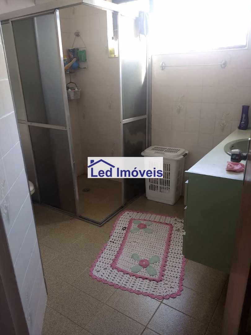 Sobrado à venda com 4 quartos, 200m² - Foto 11