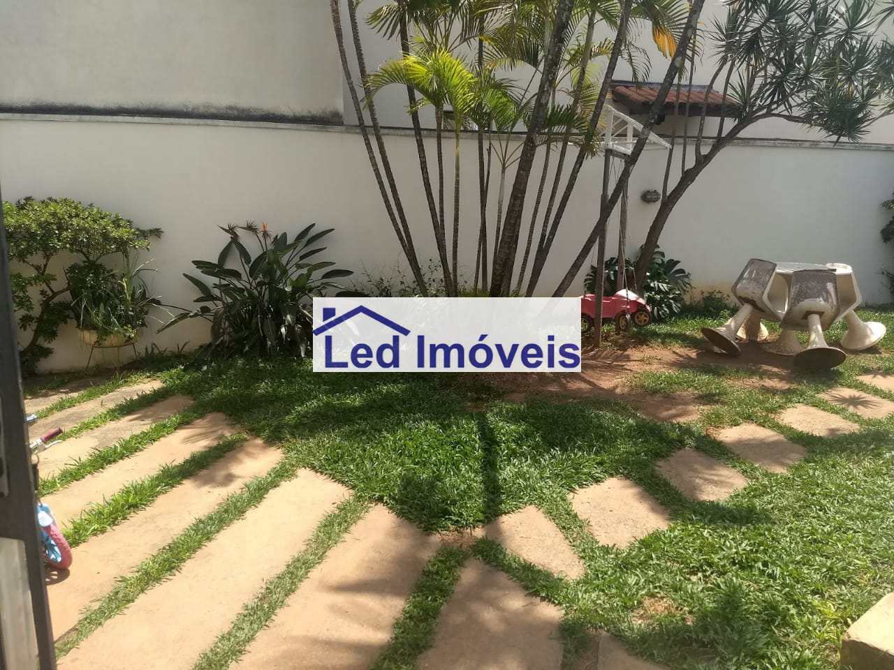 Sobrado à venda com 4 quartos, 200m² - Foto 18