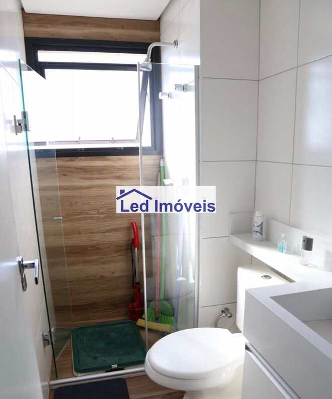 Apartamento à venda com 2 quartos, 60m² - Foto 18