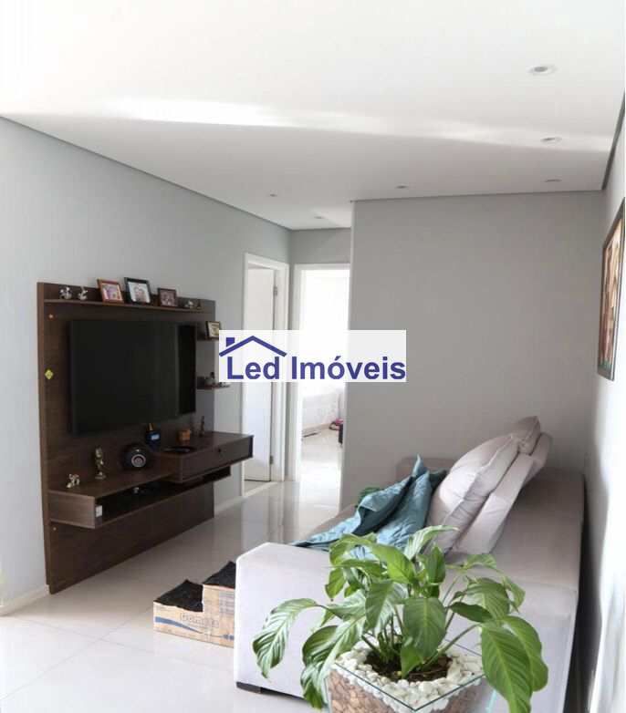 Apartamento à venda com 2 quartos, 60m² - Foto 1