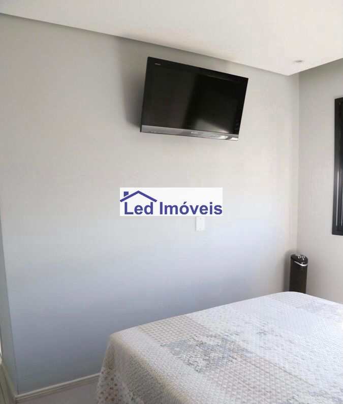 Apartamento à venda com 2 quartos, 60m² - Foto 13