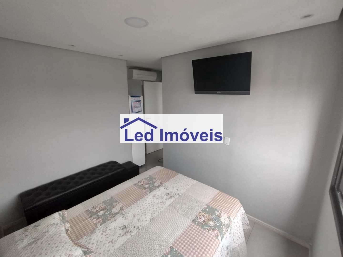 Apartamento à venda com 2 quartos, 60m² - Foto 16