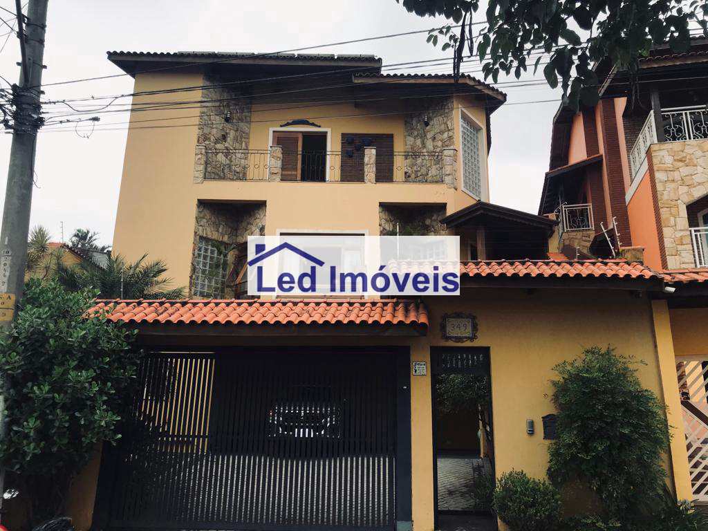 Sobrado à venda com 4 quartos, 341m² - Foto 1