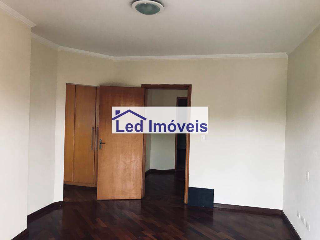 Sobrado à venda com 4 quartos, 341m² - Foto 20