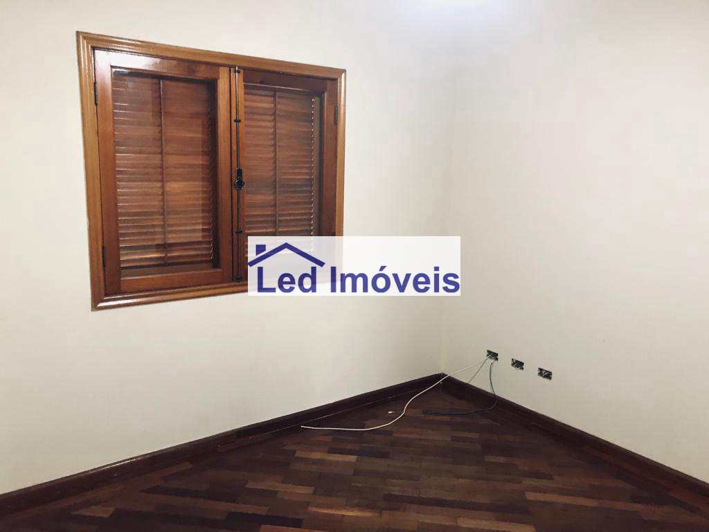 Sobrado à venda com 4 quartos, 341m² - Foto 26