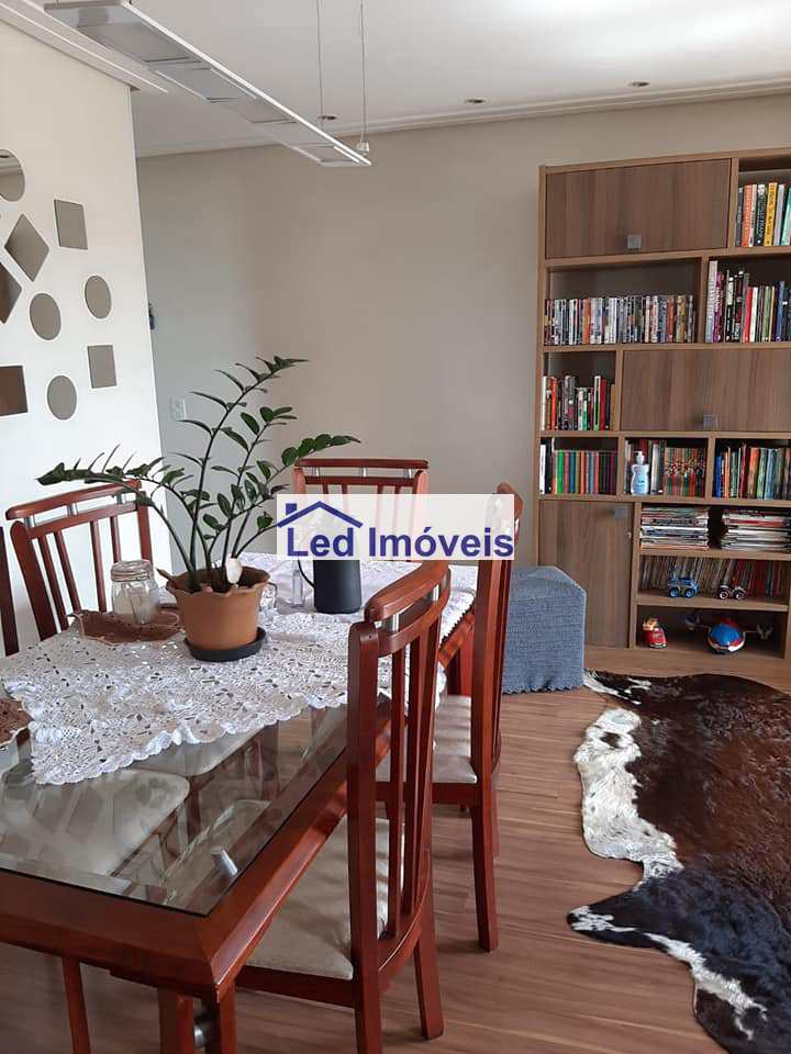 Apartamento à venda com 2 quartos, 68m² - Foto 6