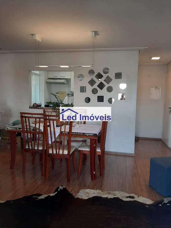 Apartamento à venda com 2 quartos, 68m² - Foto 5