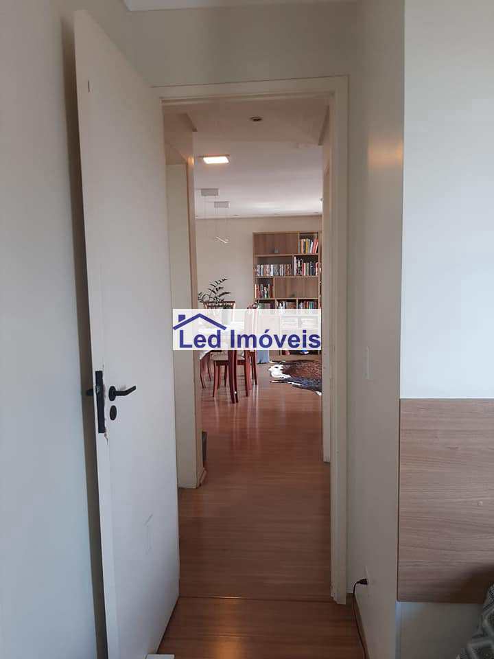 Apartamento à venda com 2 quartos, 68m² - Foto 11