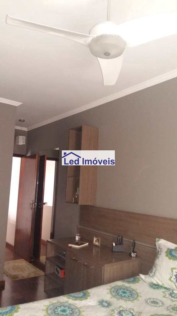 Sobrado à venda com 3 quartos, 140m² - Foto 13