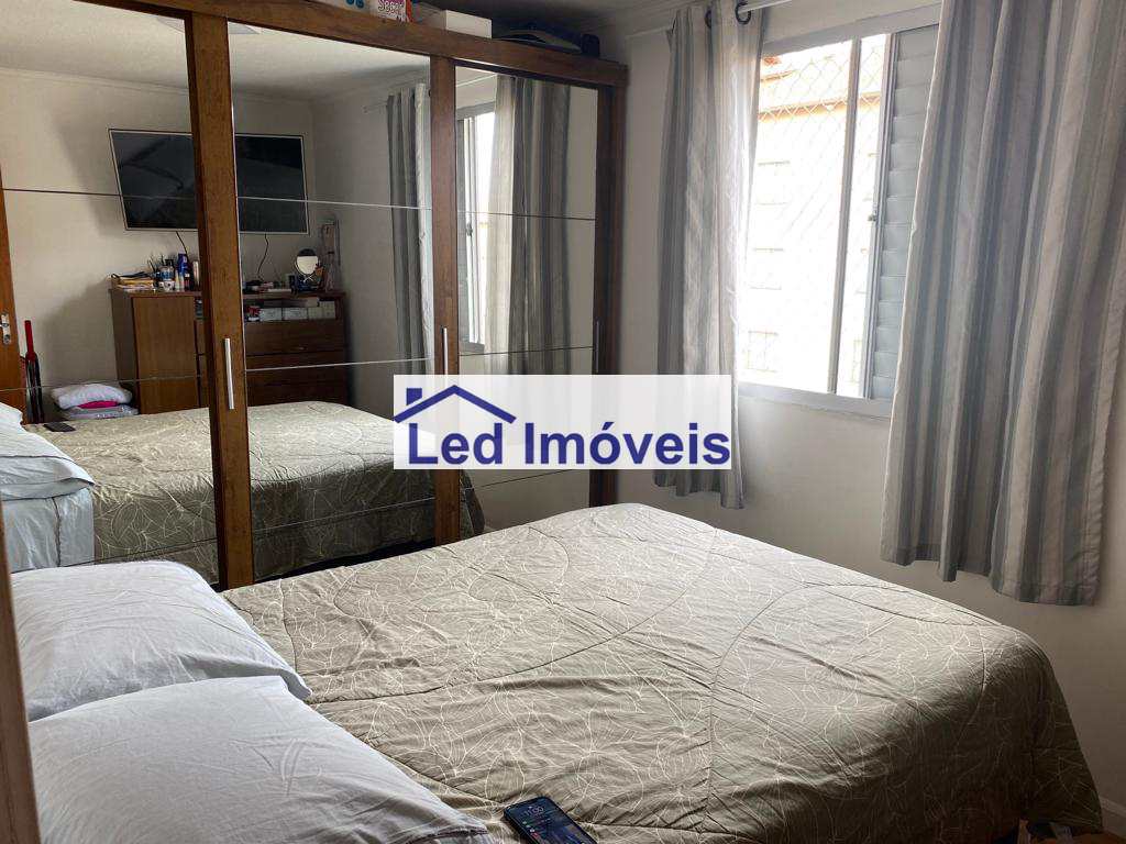 Apartamento à venda com 2 quartos, 48m² - Foto 9