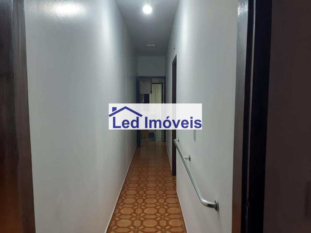 Casa à venda com 3 quartos, 149m² - Foto 11