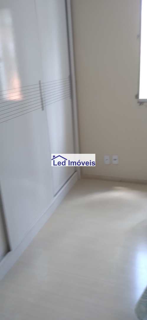 Apartamento à venda com 2 quartos, 67m² - Foto 10