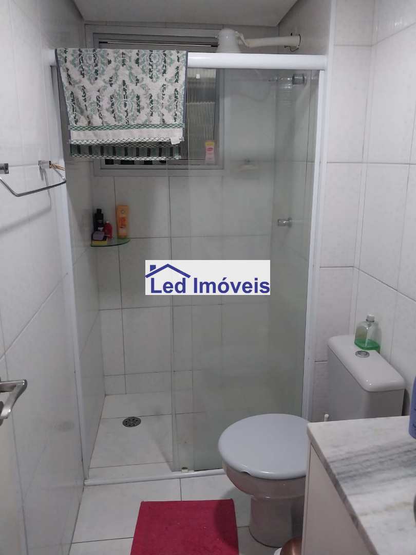 Apartamento à venda com 2 quartos, 67m² - Foto 12