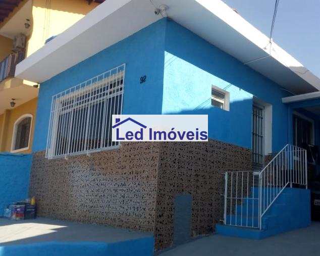 Casa à venda com 2 quartos, 120m² - Foto 2