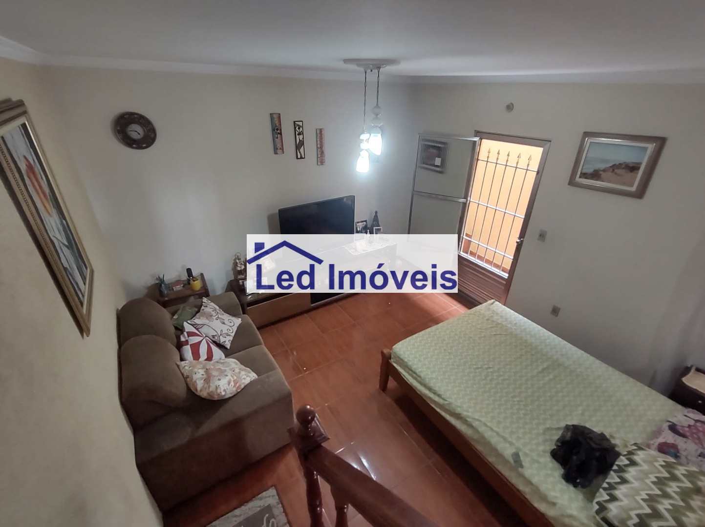 Sobrado à venda com 2 quartos, 148m² - Foto 1
