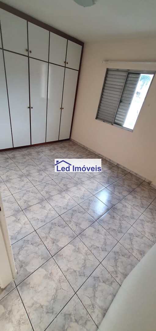 Apartamento à venda com 2 quartos, 62m² - Foto 10