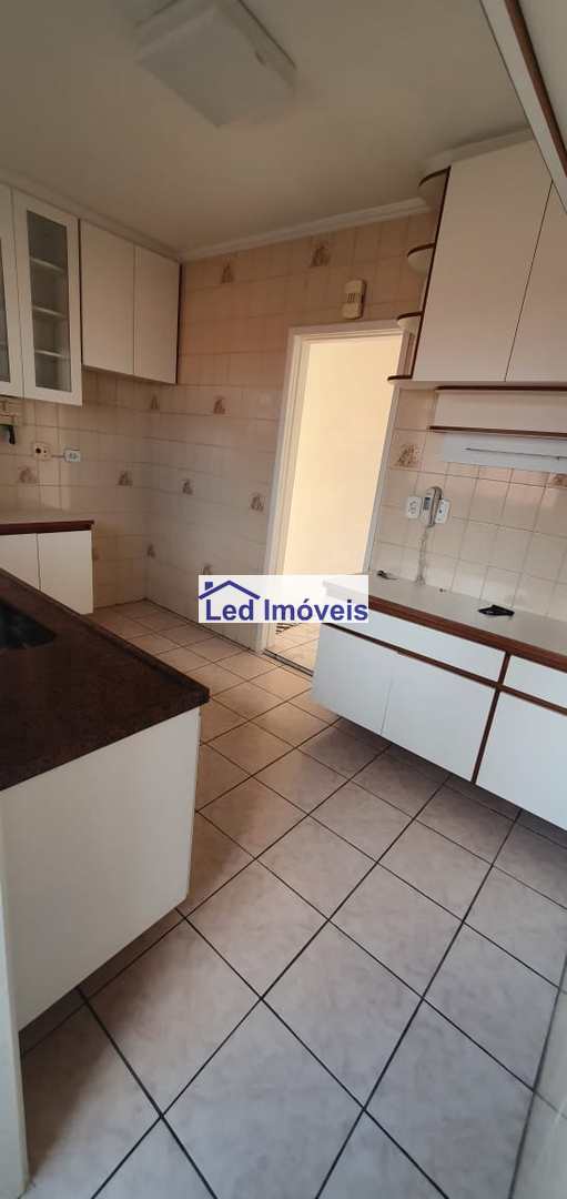 Apartamento à venda com 2 quartos, 62m² - Foto 5