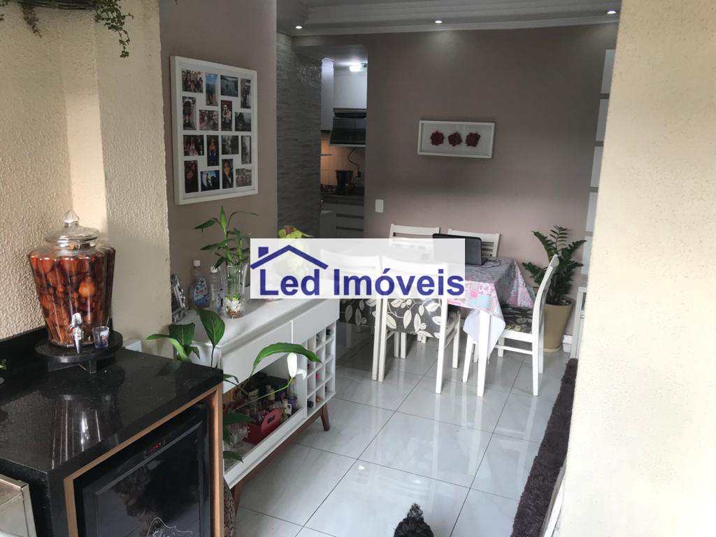 Apartamento à venda com 3 quartos, 80m² - Foto 2