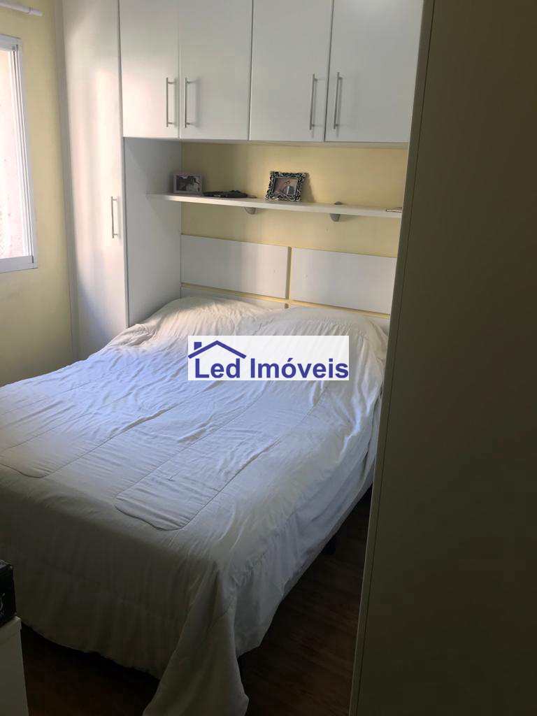 Apartamento à venda com 3 quartos, 80m² - Foto 11