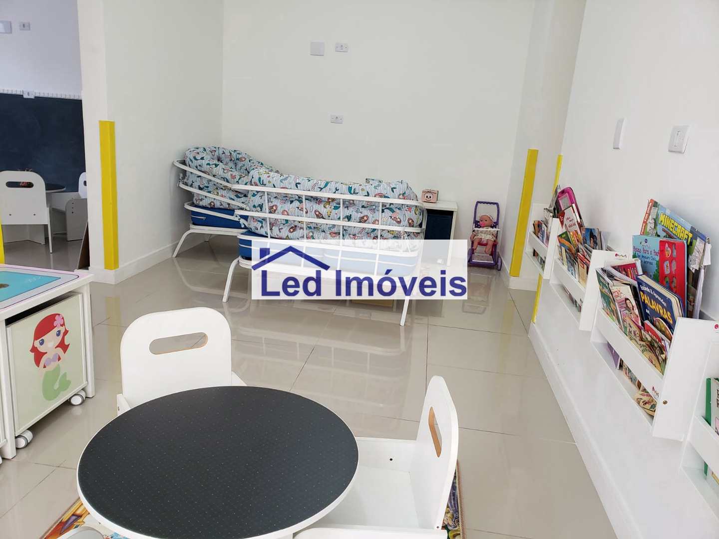 Apartamento à venda com 2 quartos, 55m² - Foto 35