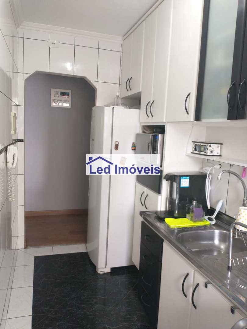 Apartamento à venda com 2 quartos, 55m² - Foto 7