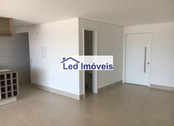 Apartamento à venda com 3 quartos, 113m² - Foto 2