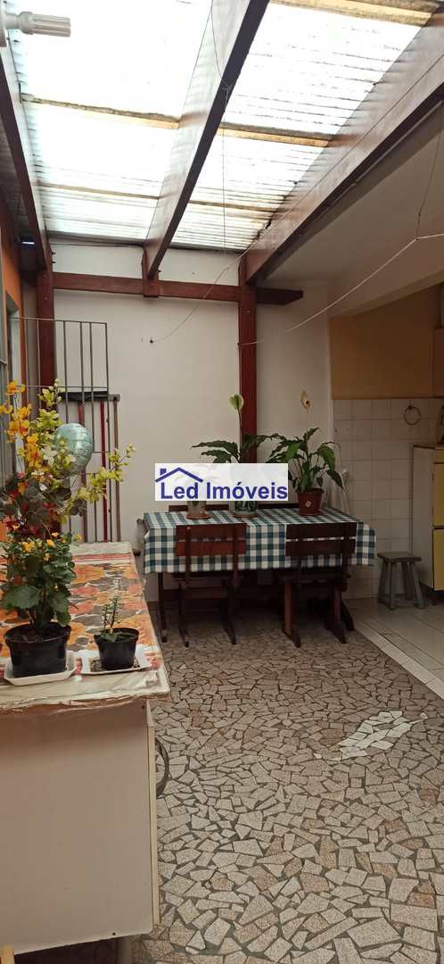 Sobrado à venda com 2 quartos, 140m² - Foto 16