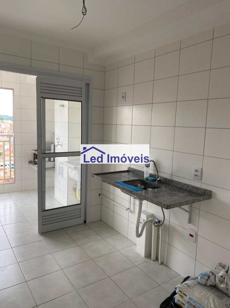 Apartamento à venda com 2 quartos, 37m² - Foto 4