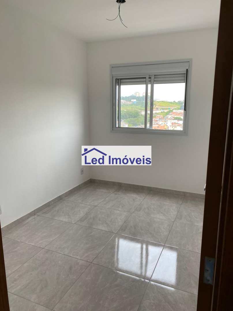 Apartamento à venda com 2 quartos, 37m² - Foto 9