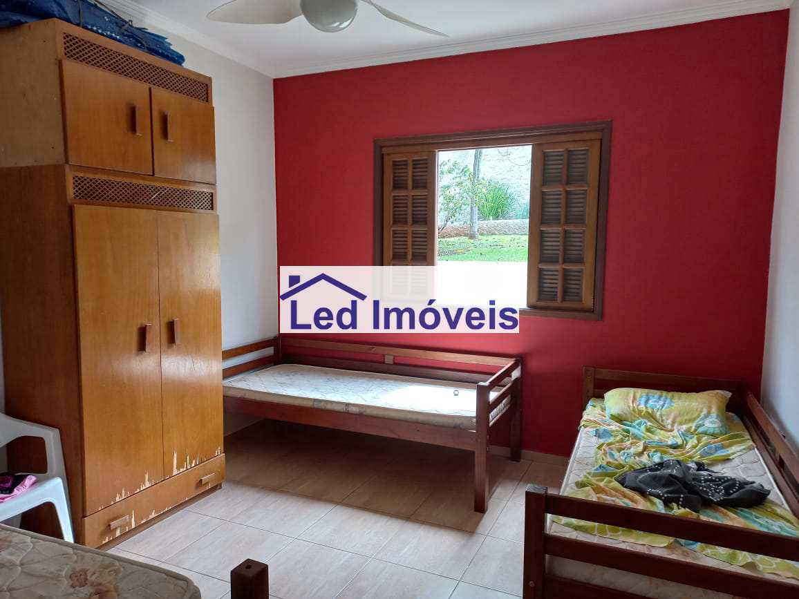 Casa de Condomínio à venda com 3 quartos, 220m² - Foto 18