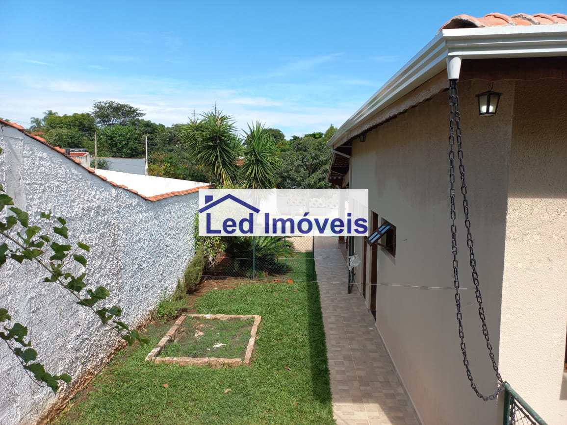 Casa de Condomínio à venda com 3 quartos, 220m² - Foto 24