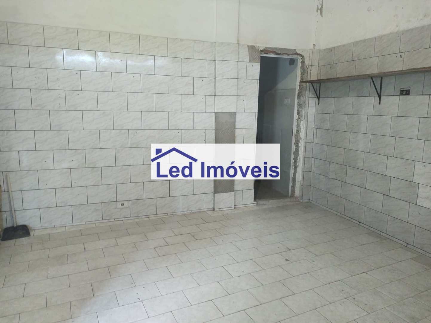 Sobrado à venda com 2 quartos, 150m² - Foto 12