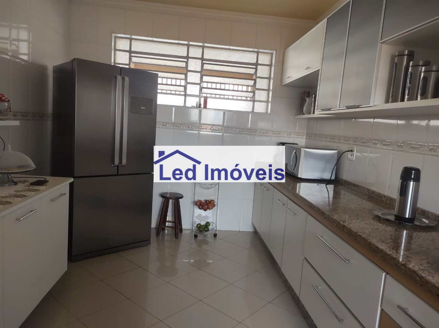 Sobrado à venda com 3 quartos, 184m² - Foto 6