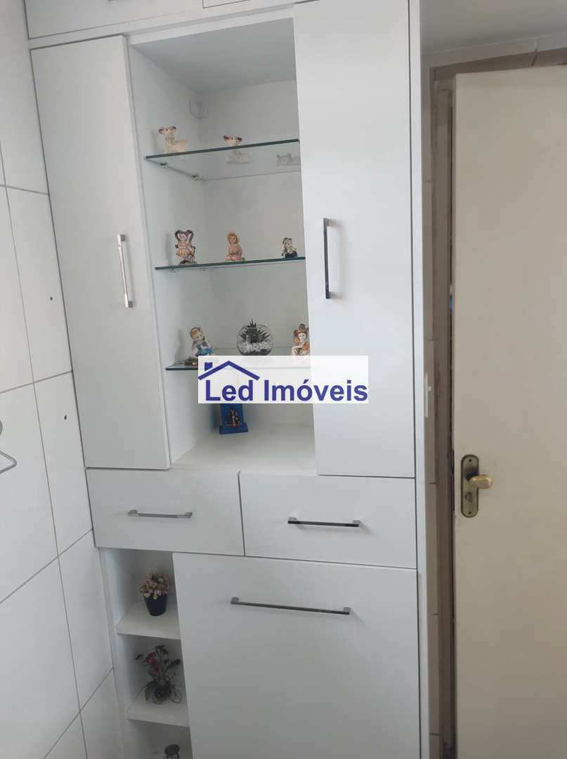 Sobrado à venda com 3 quartos, 184m² - Foto 17