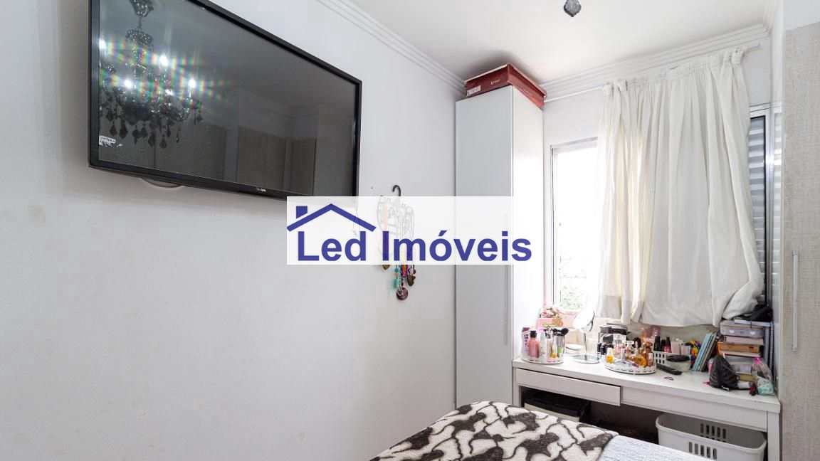 Apartamento à venda com 2 quartos, 63m² - Foto 12