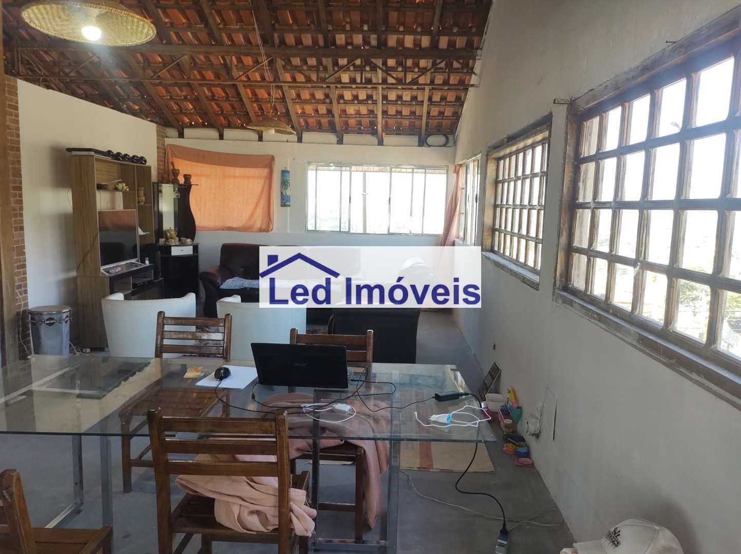 Casa à venda com 3 quartos, 120m² - Foto 4