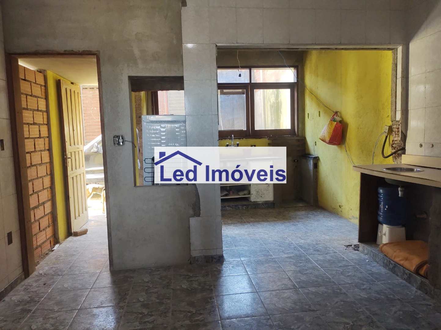 Casa à venda com 3 quartos, 120m² - Foto 5