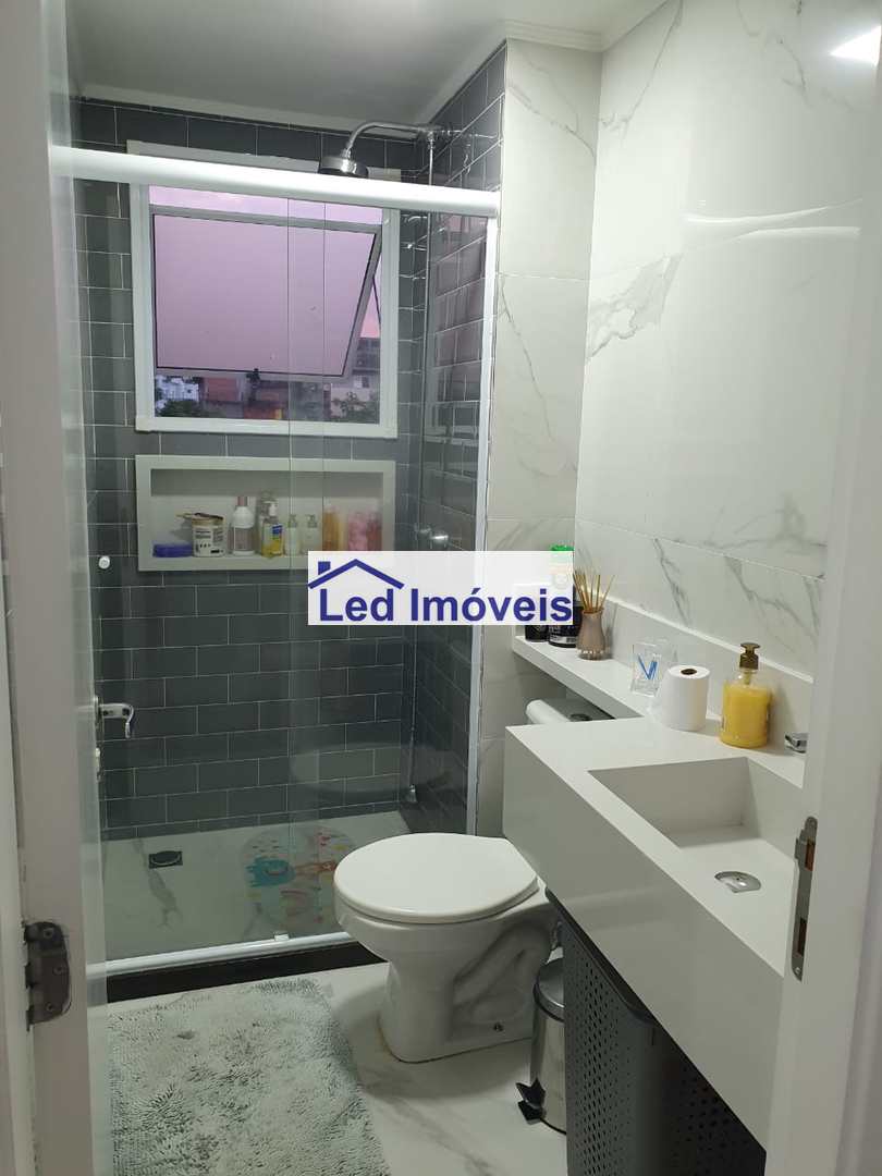 Apartamento à venda com 2 quartos, 70m² - Foto 8