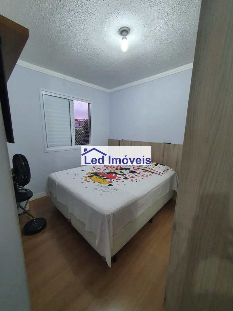 Apartamento à venda com 2 quartos, 70m² - Foto 9